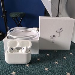 USED AirPods Pro 2 (BEST DEAL)