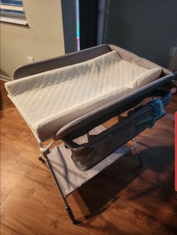 Baby change table