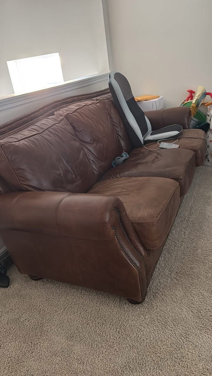 Free Sofa And Couch