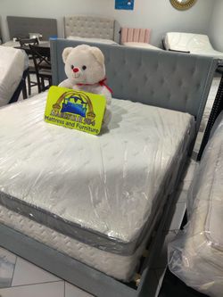 King Sizes bed with Mattress