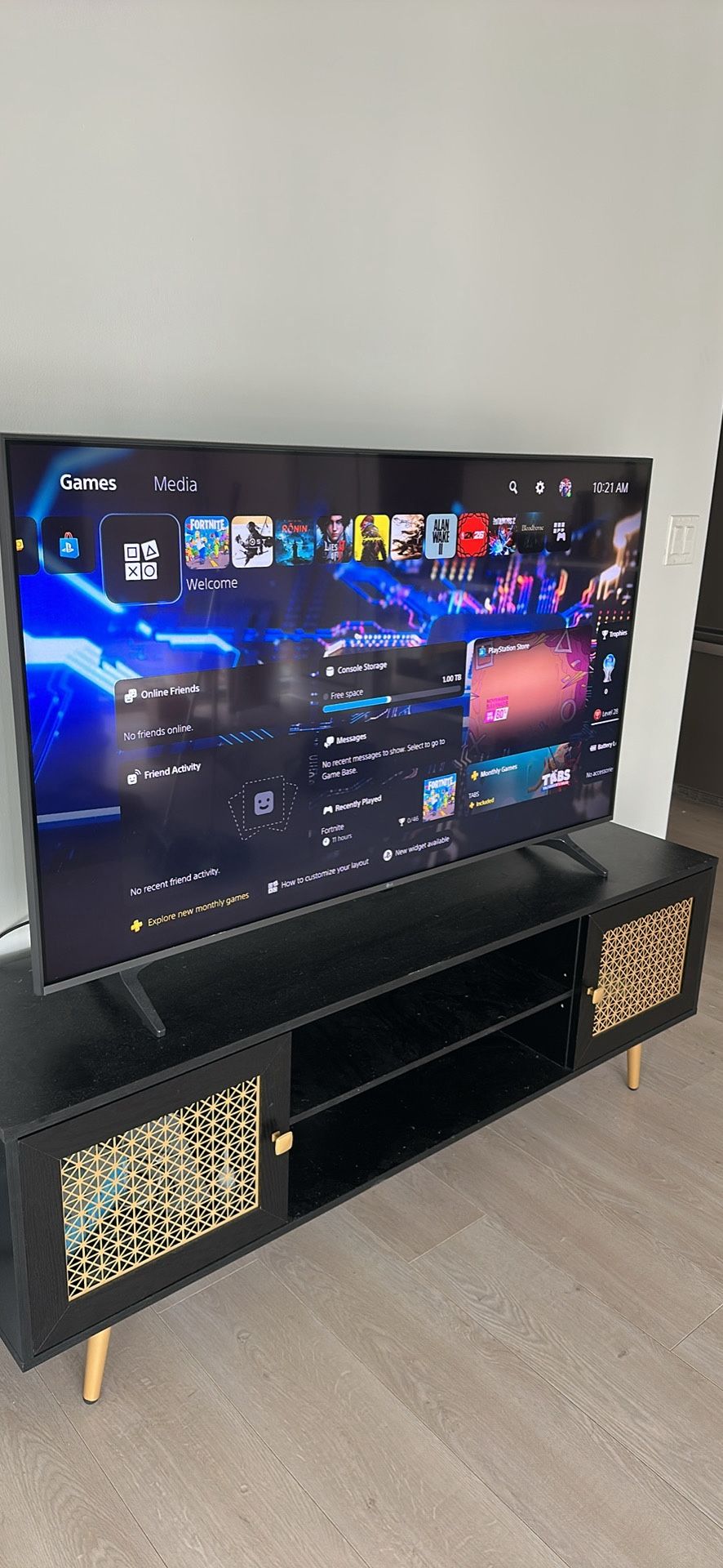 4k TV And TV Stand