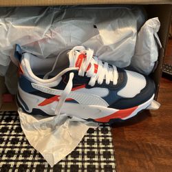 Size 5 Kids Puma 