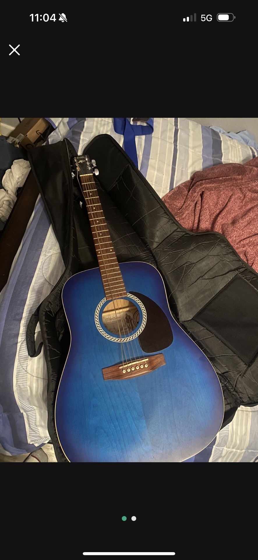 Art & Lutherie Wild Cherry Blue 2000 - 2010