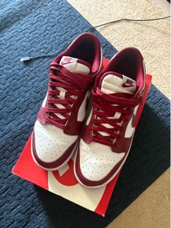 Maroon red dunks size 9