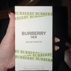 Burberry Her Perfume
