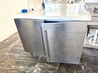Commercial Stainless Steel Storage Cabinet with Stone Countertop