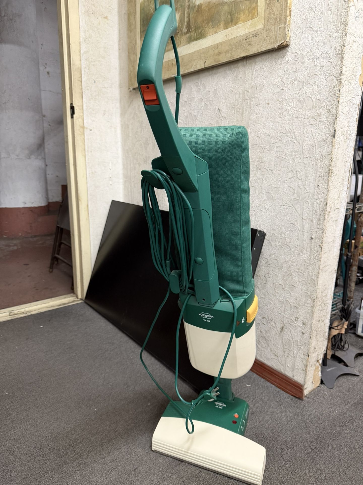 Gently Used Voters Folletto Vacuum 