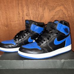 Jordan 1’s retro royal 