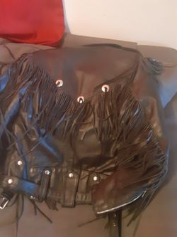 BEAUTIFUL FRINGE LEATHER JACKET