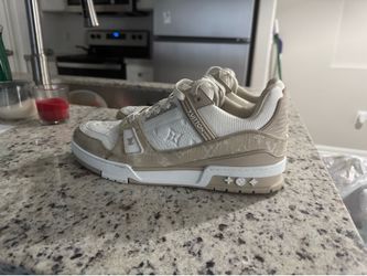 LV Trainer Sneakers Size 9/10