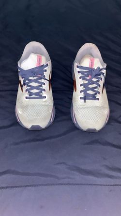 Brooks Ghost 15 Sneakers Running Shoes Women’s Size 9