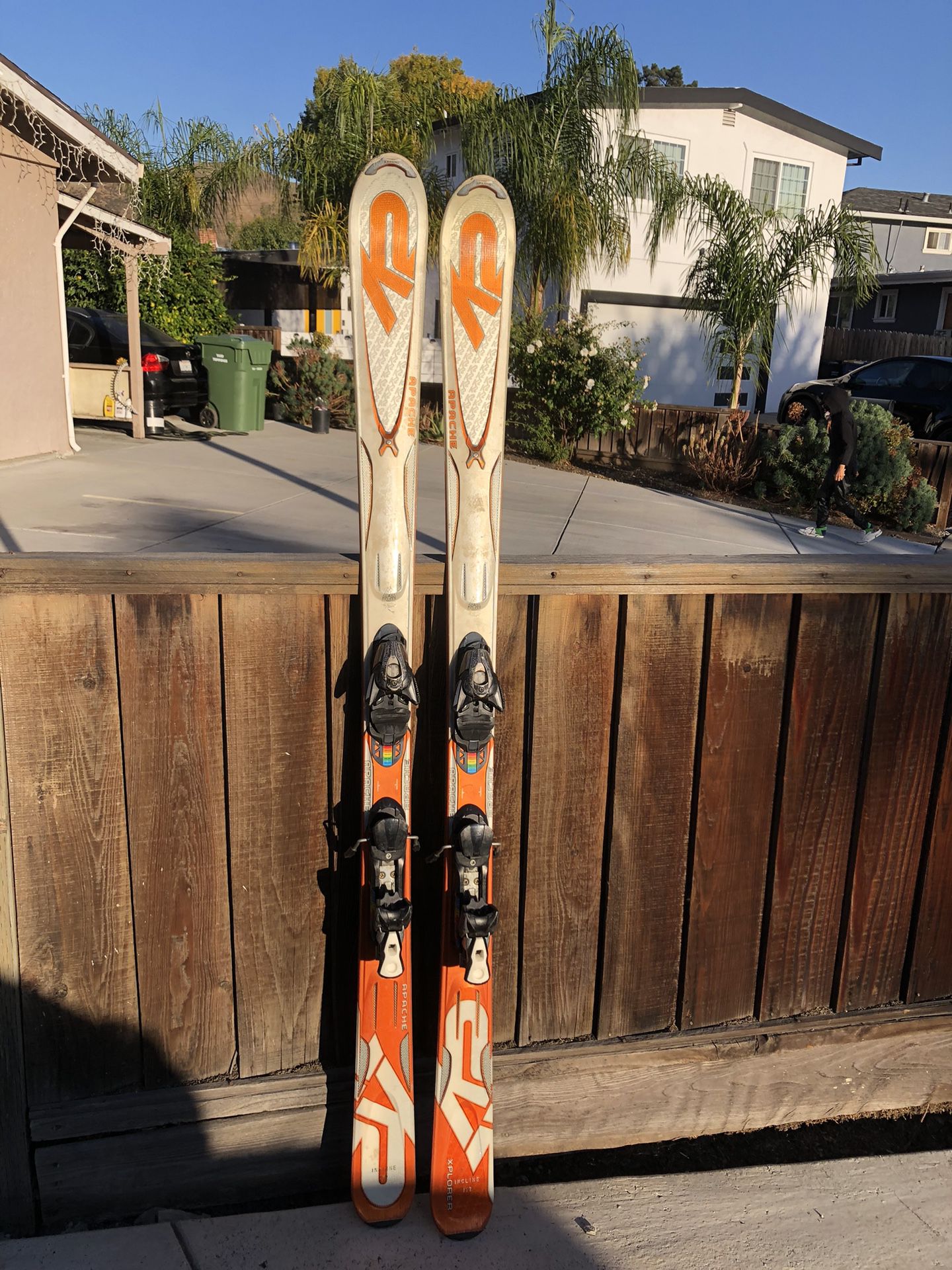 K2 Skis Apache All Mountain 177 cm Skis with Salomon bindings