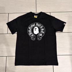 🖤 Size Large – Clean, Timeless Piece