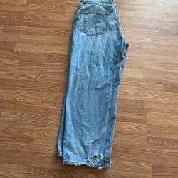 Baggy light blue
