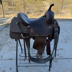 Teskeys Cutting Saddle 15”