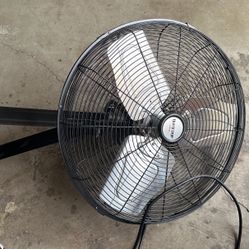 Hurricane Pro Fan