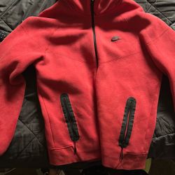 newest Tech Fleece “red”