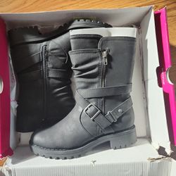 Womens Boots
