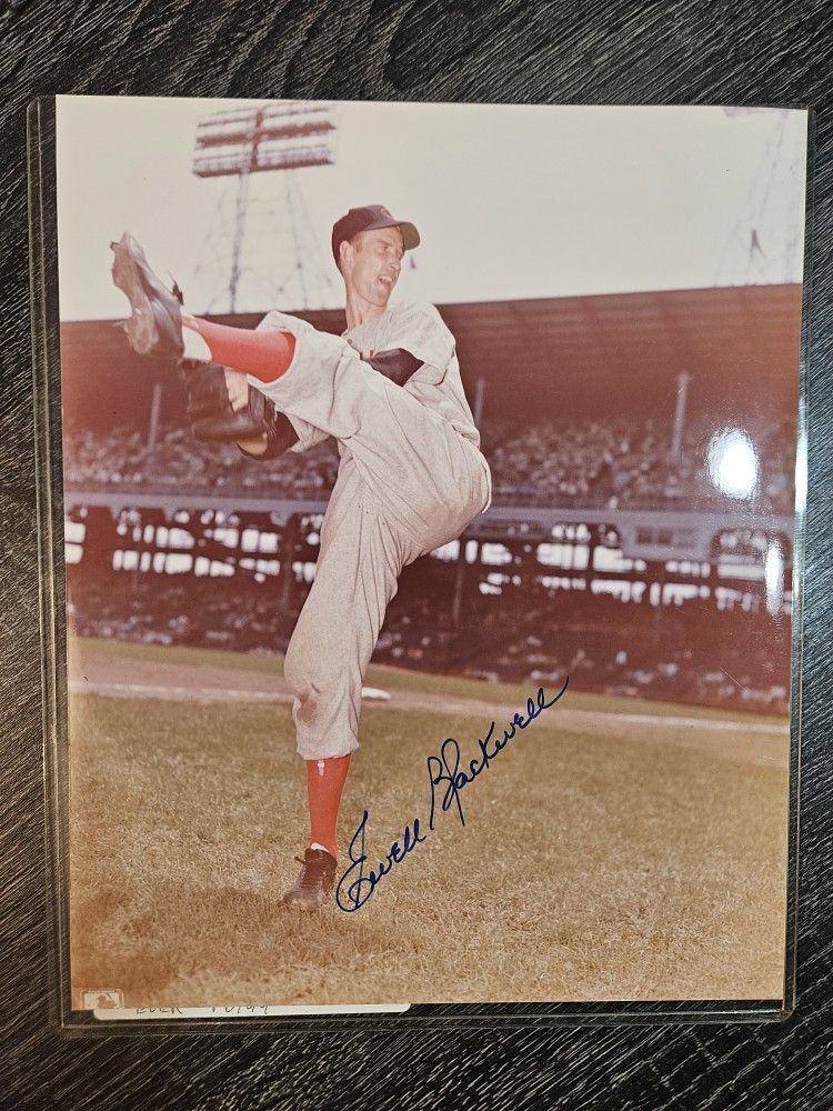 Signed Ewell Blackwell New York Yankees Reds 8x10 Photo Autograph MLB Baseball Picture Auto