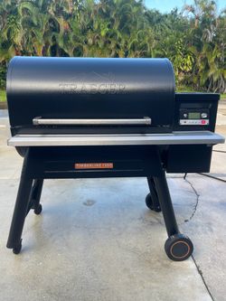 Traeger timberline 1300 grill/smoker