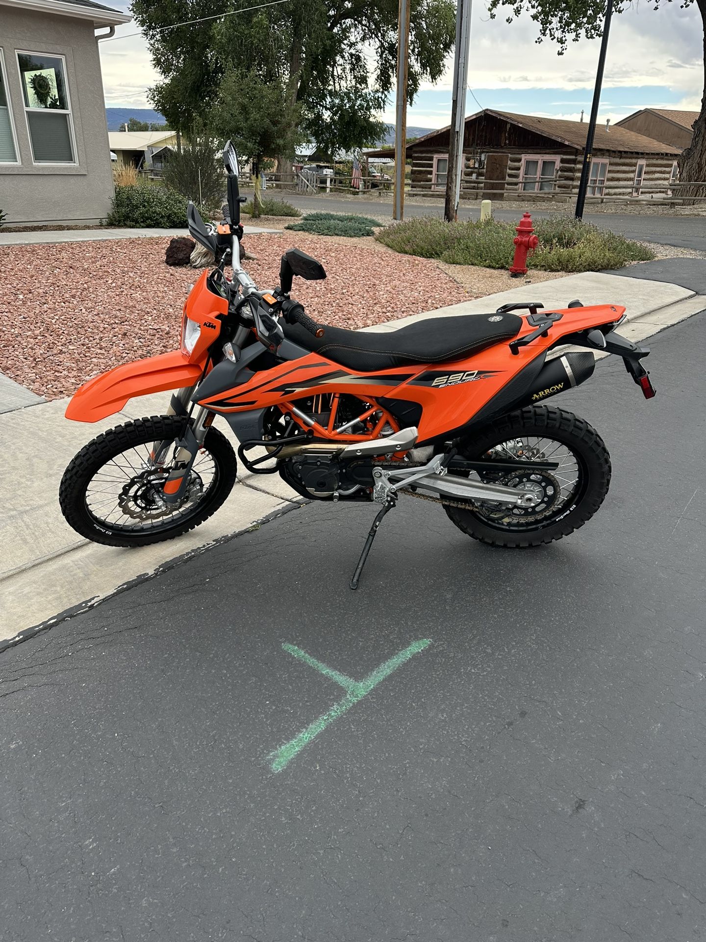 2023 KTM 690 Enduro R