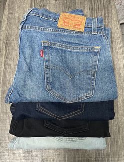 Levis/Pants/Clothes/Shoes