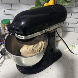 Kitchen Aid Artisan Mixer