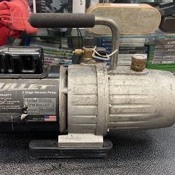 Bullet Yellow Jacket Model 93600 Vacuum Pump 7 CFM/ 2 Stage Made in USA