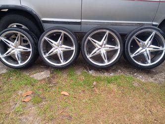 20 inch 5lug universal locks and lug nuts included