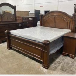 King Bedroom Set