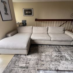 Room and Board Chase Sofa Couch