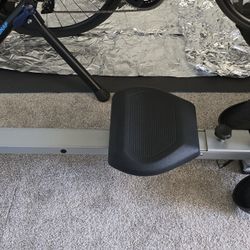 Sunny Health Rowing Machine 