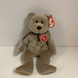Ty Beanie Baby - 1999 Signature Bear - Excellent Condition, Retired