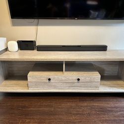 TV CONSOLE/STAND