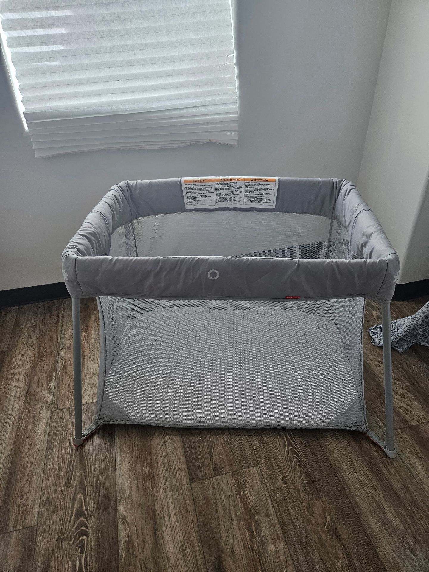 Skip Hop Expanding Baby Playard / Travel Crib – Like New