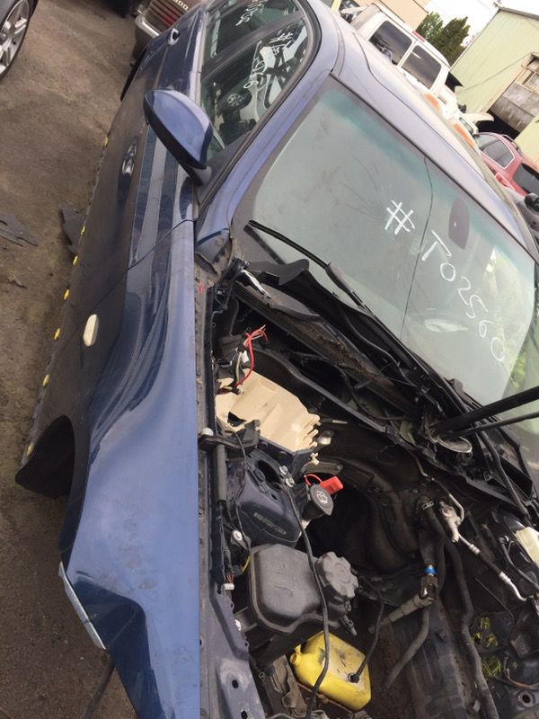 PARTING OUT ~ 2006 BMW 3-Series