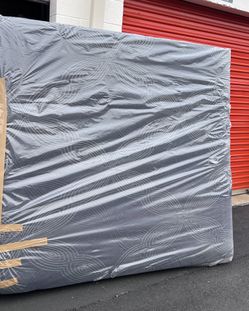 KING MATTRESS MEMORY FOAM $400 