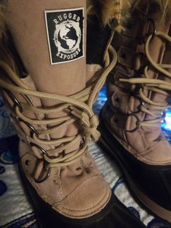 BOOTS