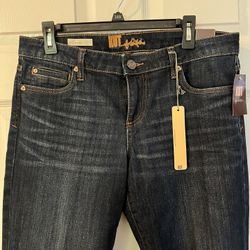 KUT from the Kloth Katy Jeans Ankle Straight Leg Dark Wash NWT Size 8 Boyfriend   Elevate your denim game with these KUT from the Kloth Katy jeans. Th