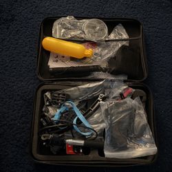 GO PRO ACCESSORIES AND CASE
