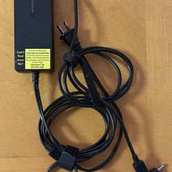 Insignia 90 W AC adapter 