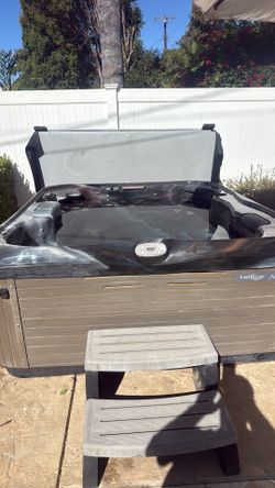 Bullfrog Spa