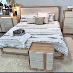 New 4pc Bedroom Set In Box 📦 