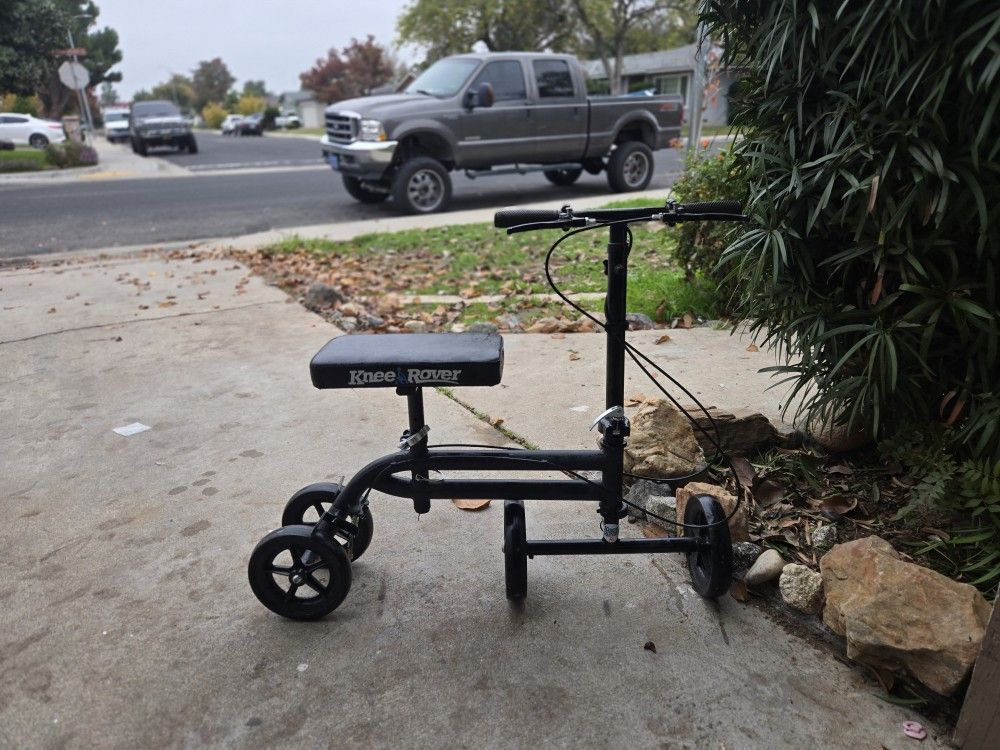 Knee Scooter