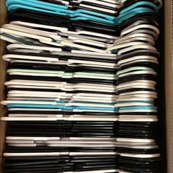 Clothe Hangers 