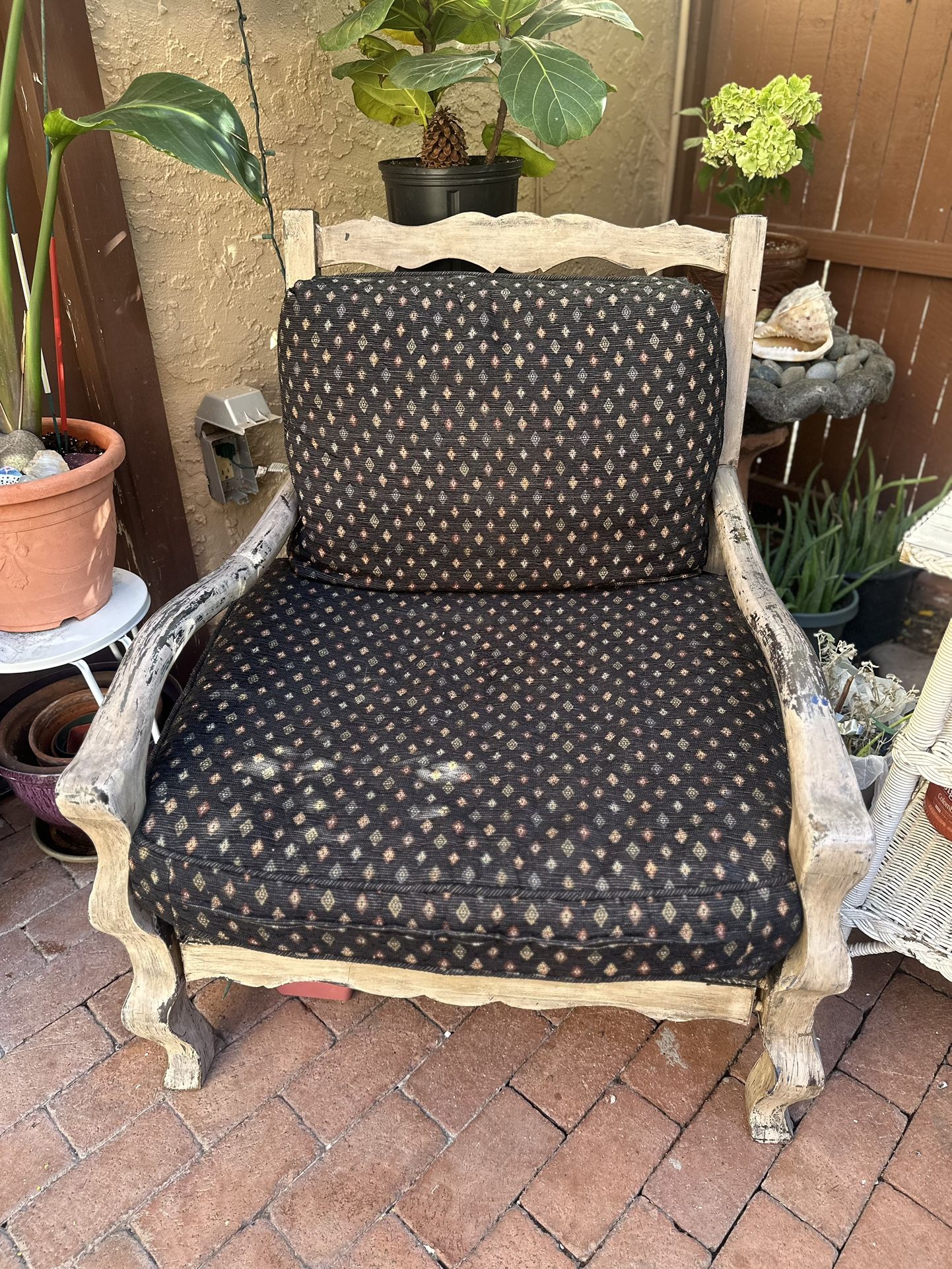 Farmhouse Style Wooden Chair With Cushions 