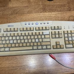 Vintage Hewlett-Packard Keyboard with PS/2 Connector