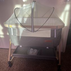 Baby Crib 