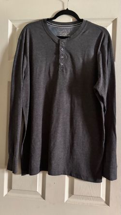 Men's Gray Long Sleeve Henley Shirt