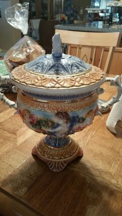 2 Antique Vase